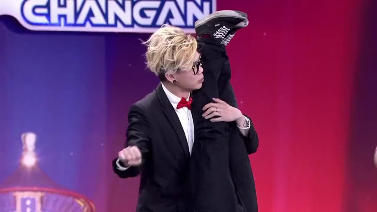 太阳新秀表现惊艳，全场观众掌声不断，责任电影.-开云官网